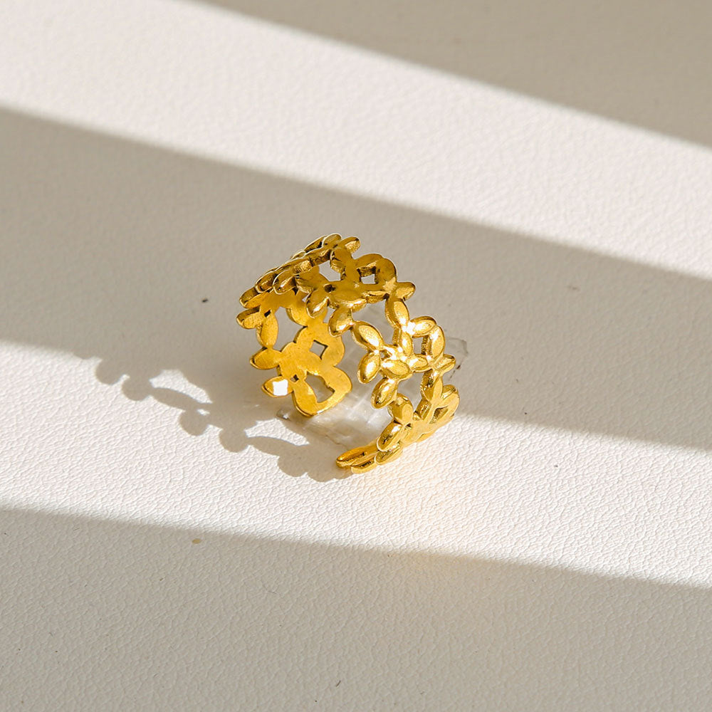 Anello di tendenza da donna in acciaio inossidabile geometrico placcato oro con perle e fiori stile Instagram