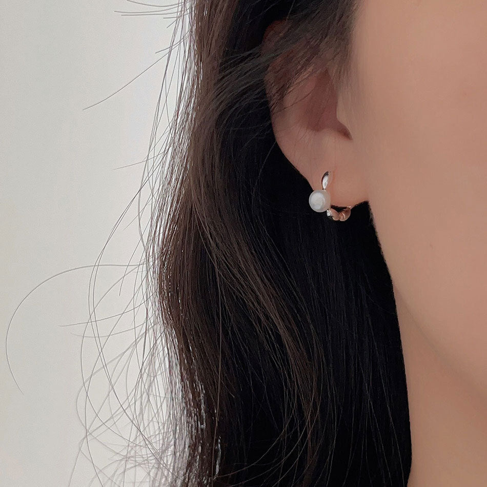 Minimalist Geometric Letter-Shaped 925 Sterling Silver Stud Earrings with Rounded Square Beads