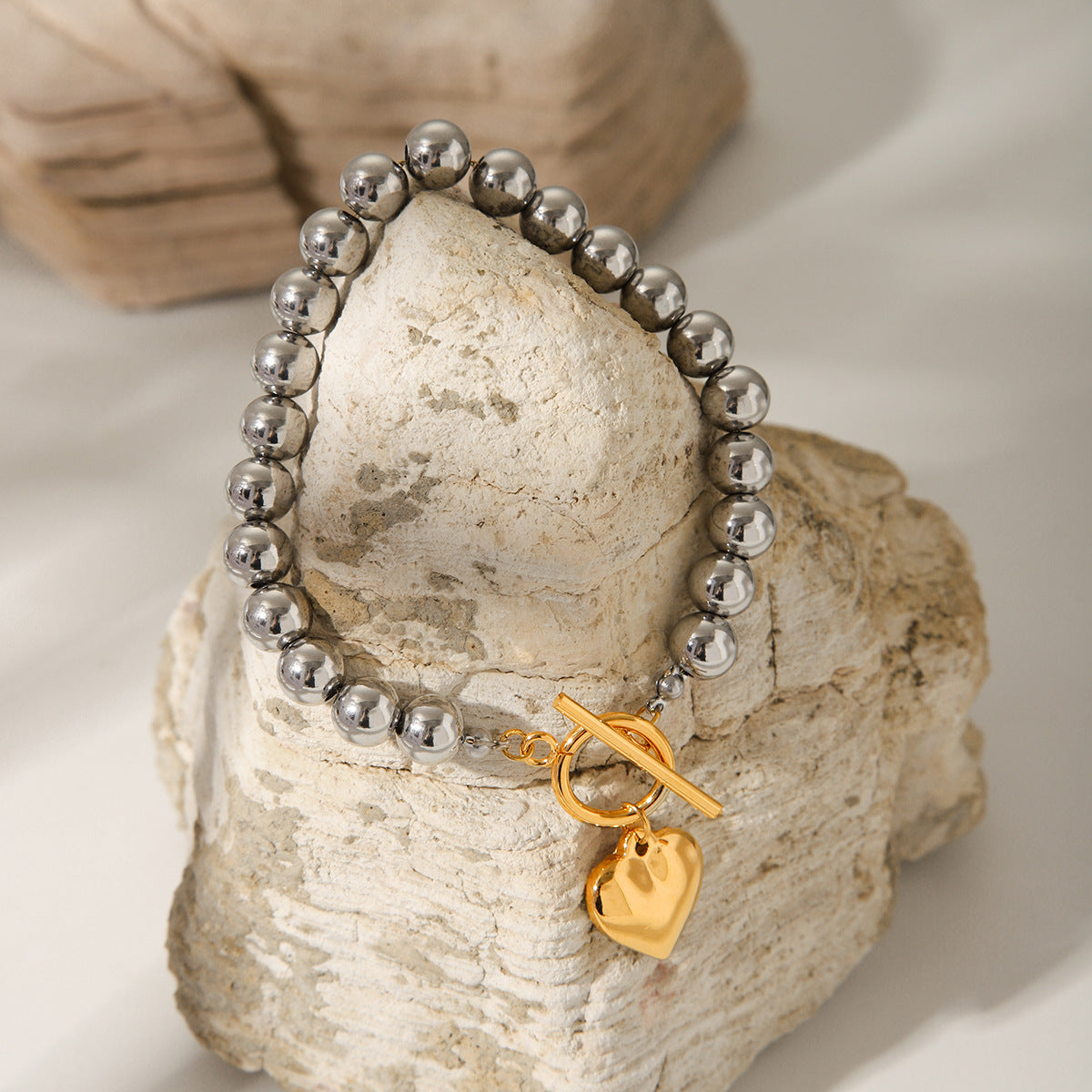 Minimalist Heart-Shaped Stainless Steel Plated Bracelet for Women with Round Beads and Geometric Design