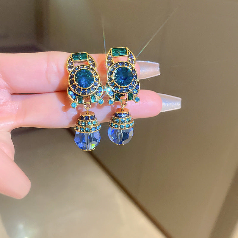 Orecchini a perno vintage in lega a forma di goccia con intarsio in strass e perni in acciaio inossidabile da donna