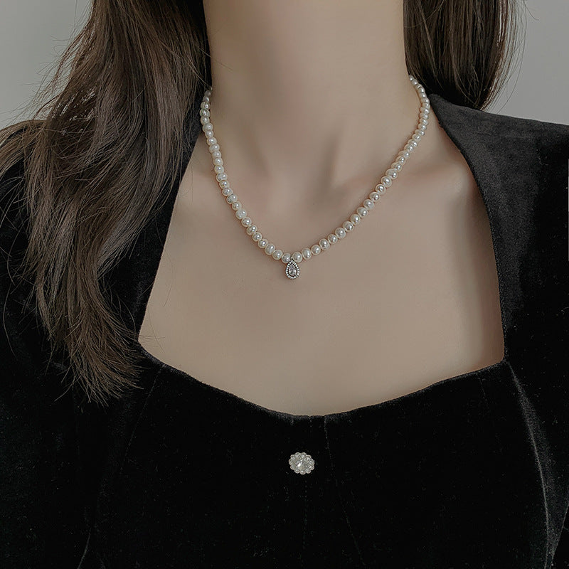Minimalist Cold-Tone Pearl Pendant Necklace with Geometric Teardrop Charm on O-Chain for Women