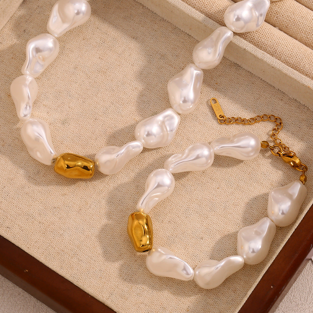 Conjunto de collar y pulsera de perlas barrocas geométricas de estilo vintage francés para mujer en acero inoxidable con baño de oro de 18 quilates