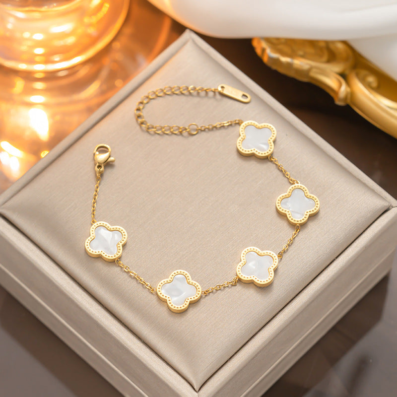 Set collana con pendente in acciaio al titanio a forma di quadrifoglio alla moda con catena a maglie per donna