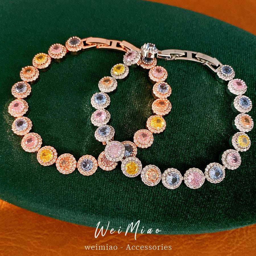 Luxury Elegant Round Geometric Brass Bracelet with Cubic Zirconia Inlay for Women