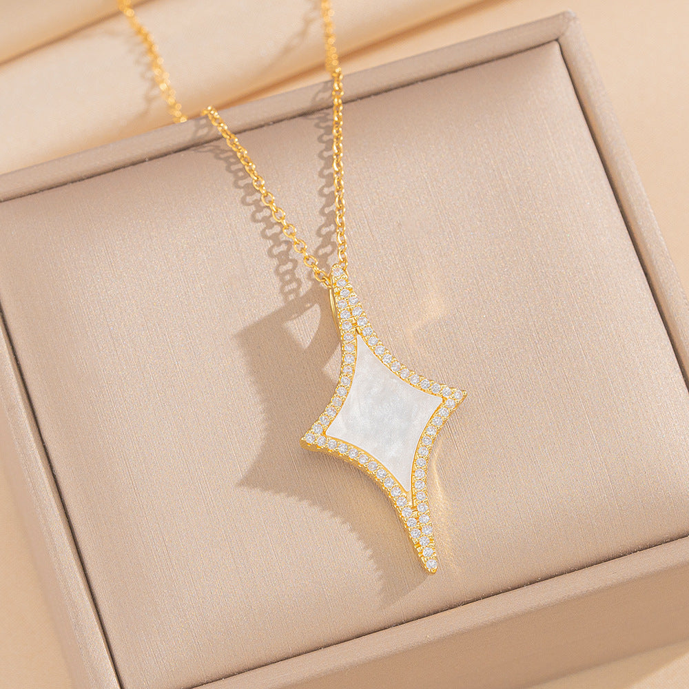 Light Luxury Star-Shaped Pendant Necklace for Women with 18K Gold Plated Copper and Titanium Steel O-Chain