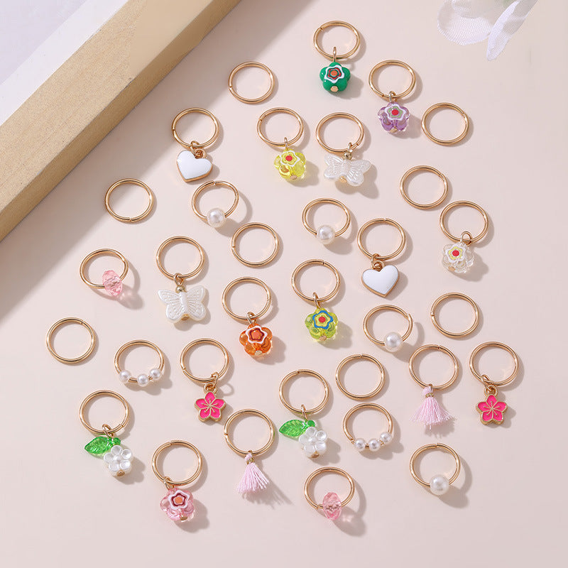Punk Street Style Geometric Metal Hair Clip for Women with Star Pattern and Electroplated Finish
