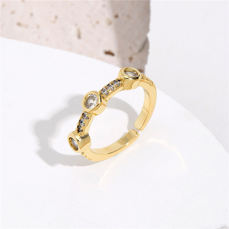 Vintage Geometric Brass Gold Plated Micro-Inlaid Cubic Zirconia Ring for Women