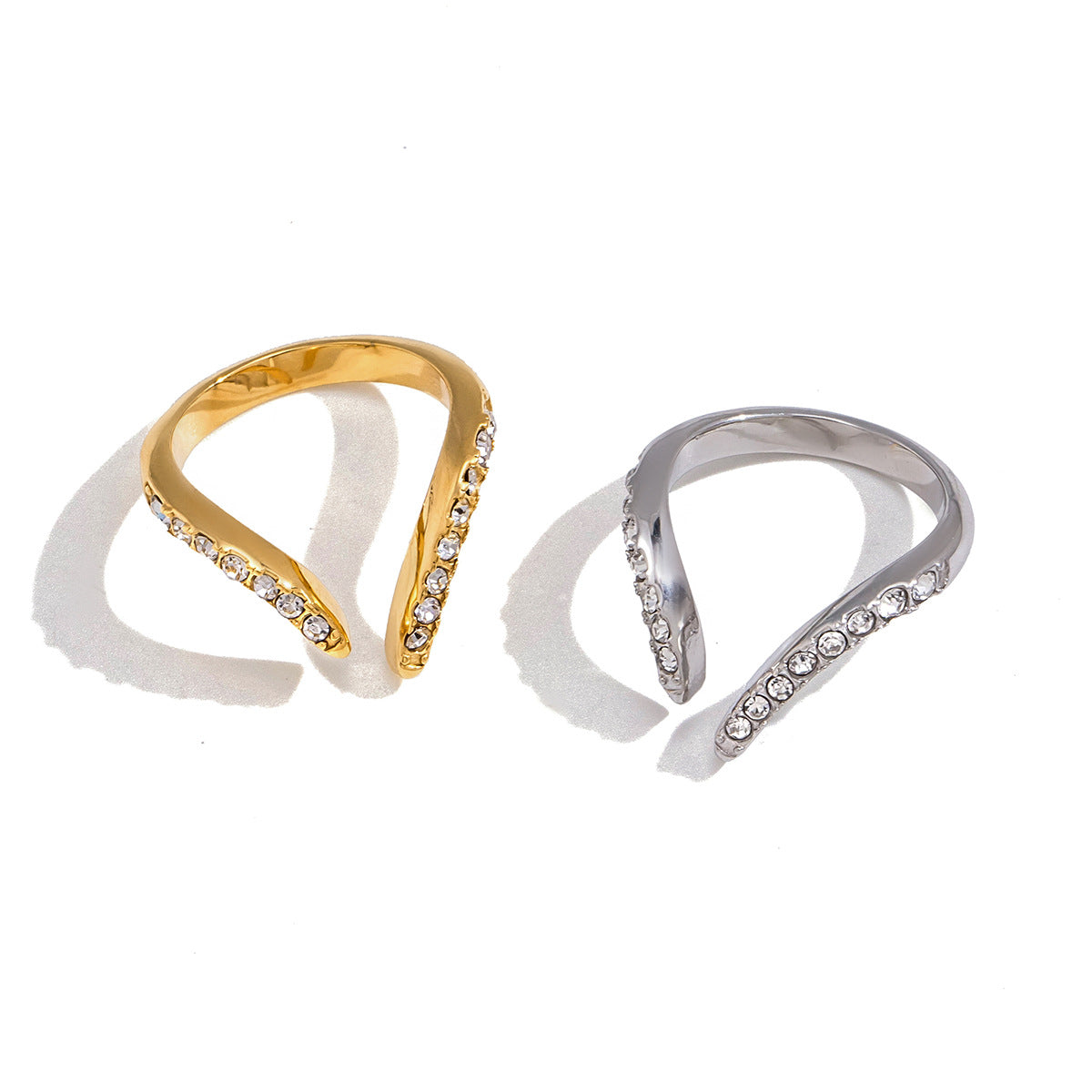 Minimalist Luxury Geometric Round PVD Stainless Steel Ring for Women