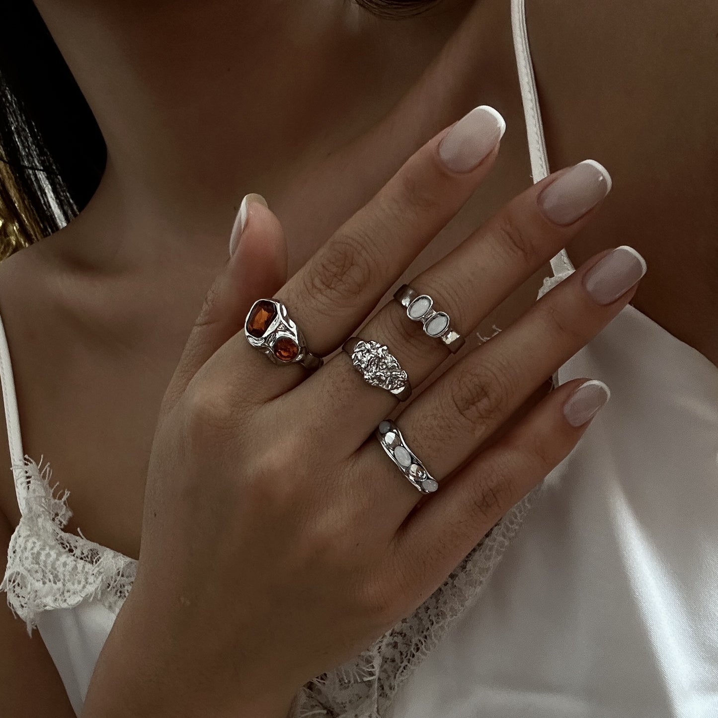 Vintage Streetwear Geometric Rhinestone Inlay Plated Alloy Ring Set for Women
