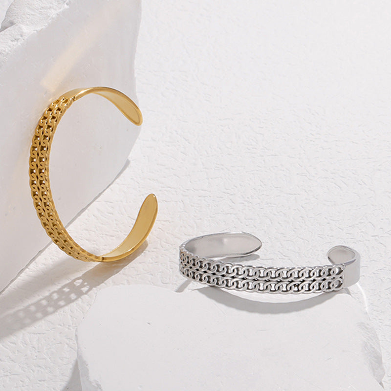 Bracciale placcato in acciaio inossidabile geometrico da donna con design traforato e dettaglio catena