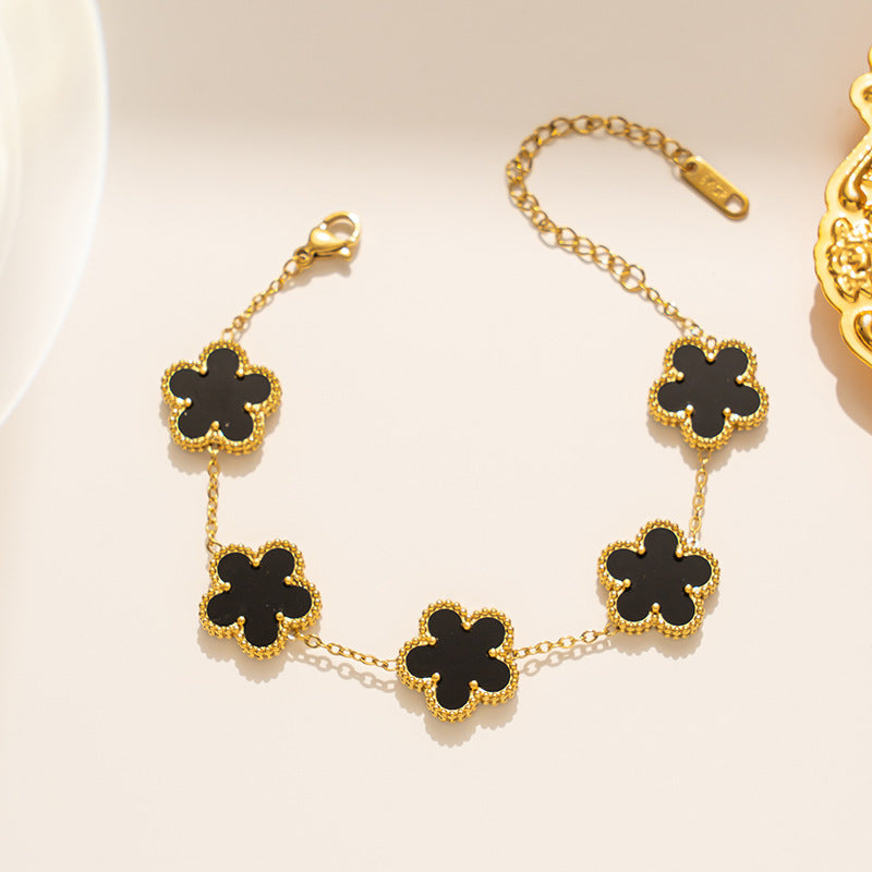 Sweet Fresh Floral Style Double-Sided Plum Blossom Bracelet for Women Made of Titanium Steel with Electroplating Finish