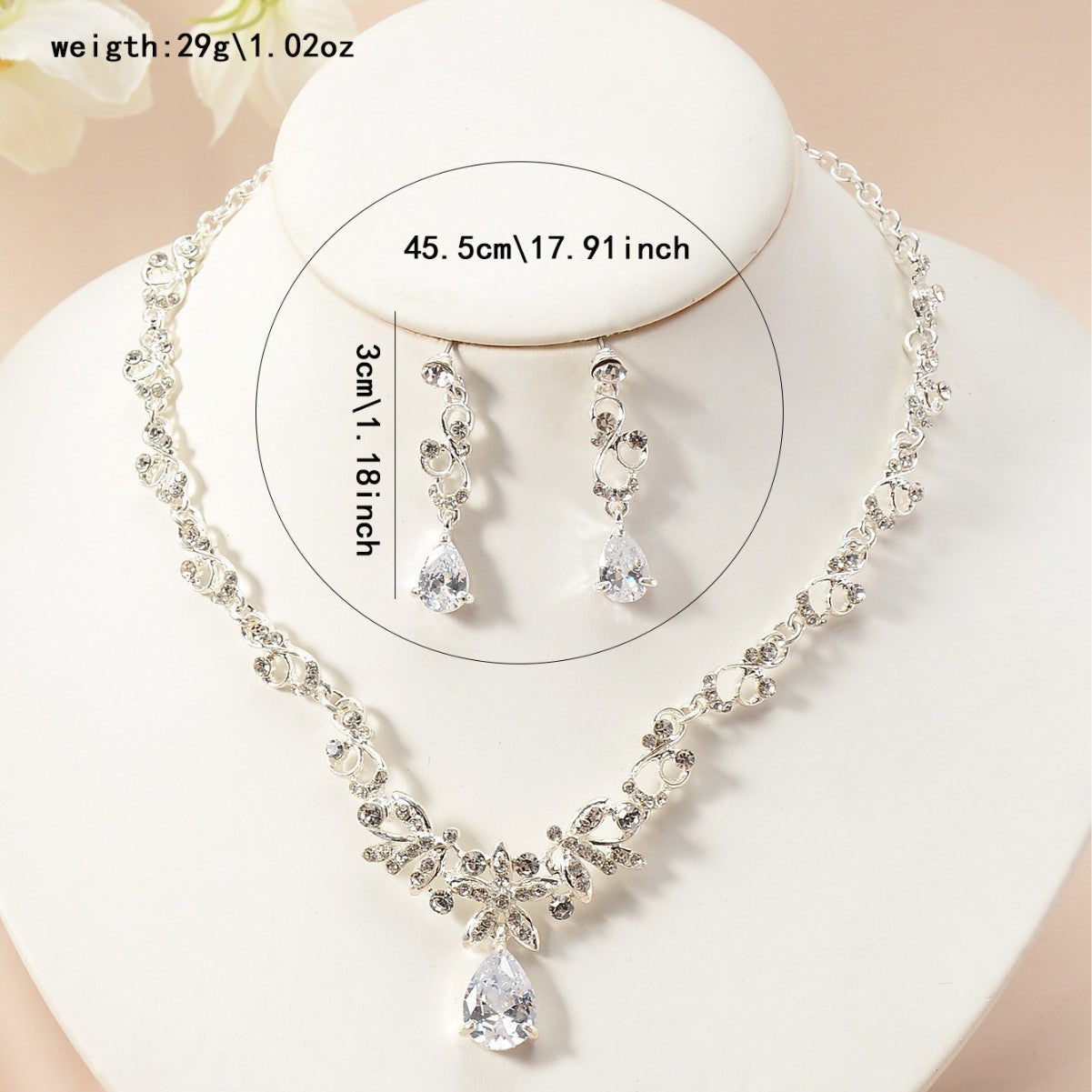 Set di collana e orecchini da donna con strass a forma di cuore floreale dolce ed elegante e zirconi cubici, per feste di matrimonio