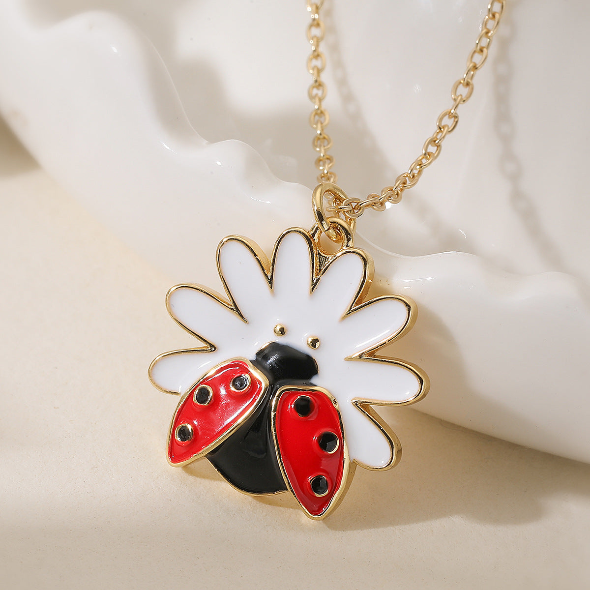 Minimalist 18K Gold Plated Brass Drip Oil Geometric Ladybug Pendant Necklace for Women