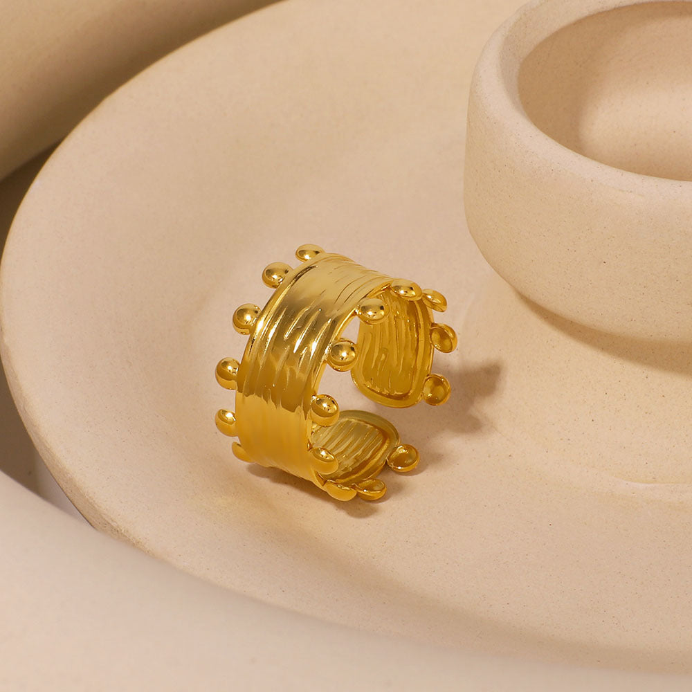 Anello in acciaio inossidabile a trama geometrica minimalista con placcatura in oro 18K, unisex