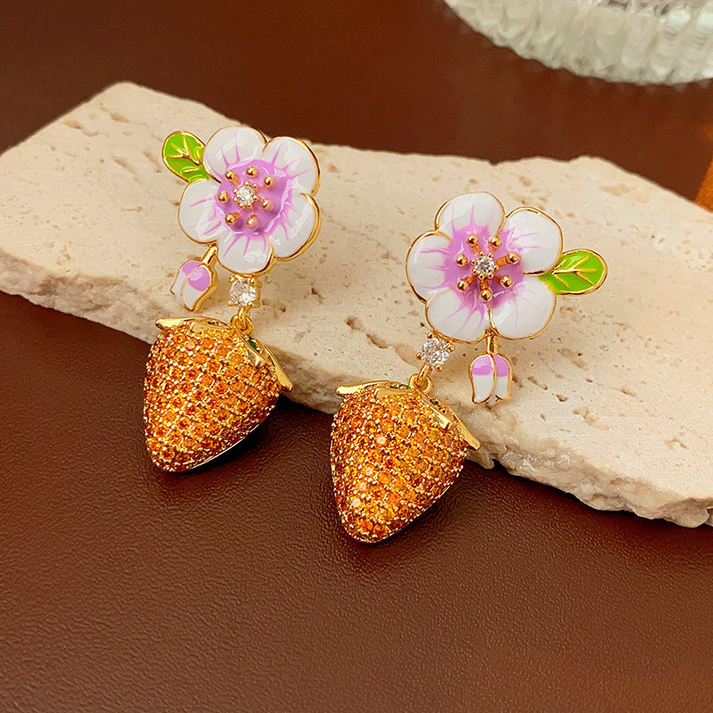Vintage Geometric Earrings in Copper with Electroplated Finish for Women, Artistic Retro Ear Jewelry with Minimalist Luxury Appeal