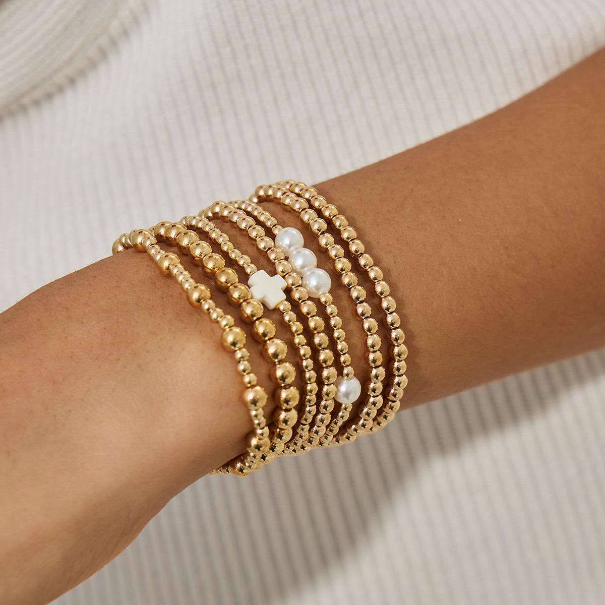 Minimalist Plated Acrylic Cross Charm Bracelet for Women
