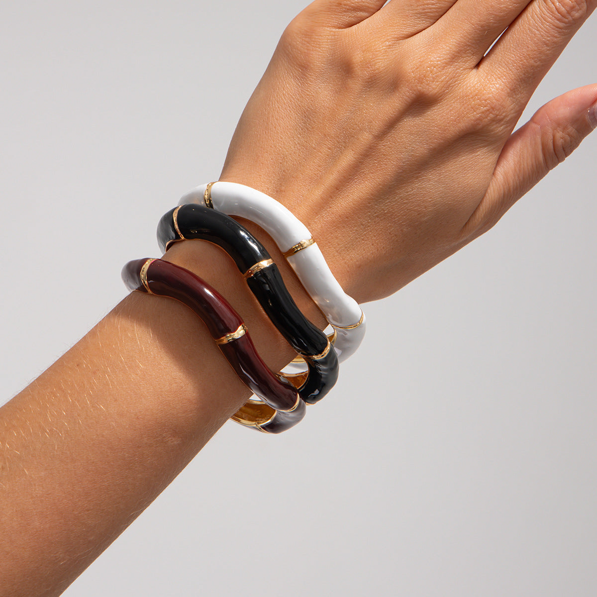 Vintage Luxury Enamel Drip Oil Plated Alloy Open Cuff Bracelet for Women