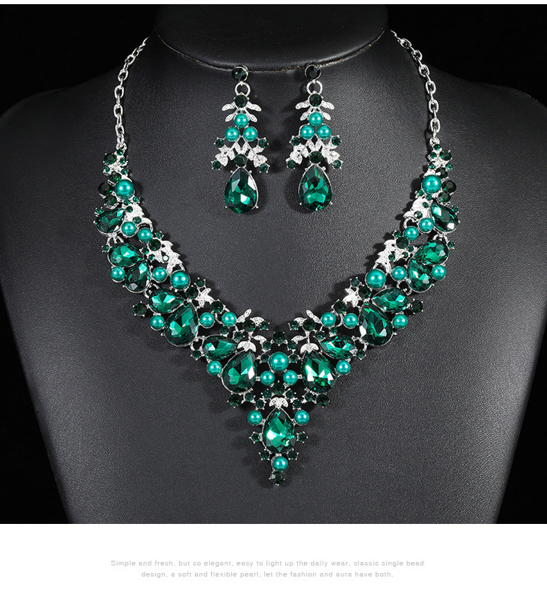 Vintage Floral Leaf Drop Necklace Set for Women Alloy Pendant with Rhodium Plating on O-Chain and Matching Earrings