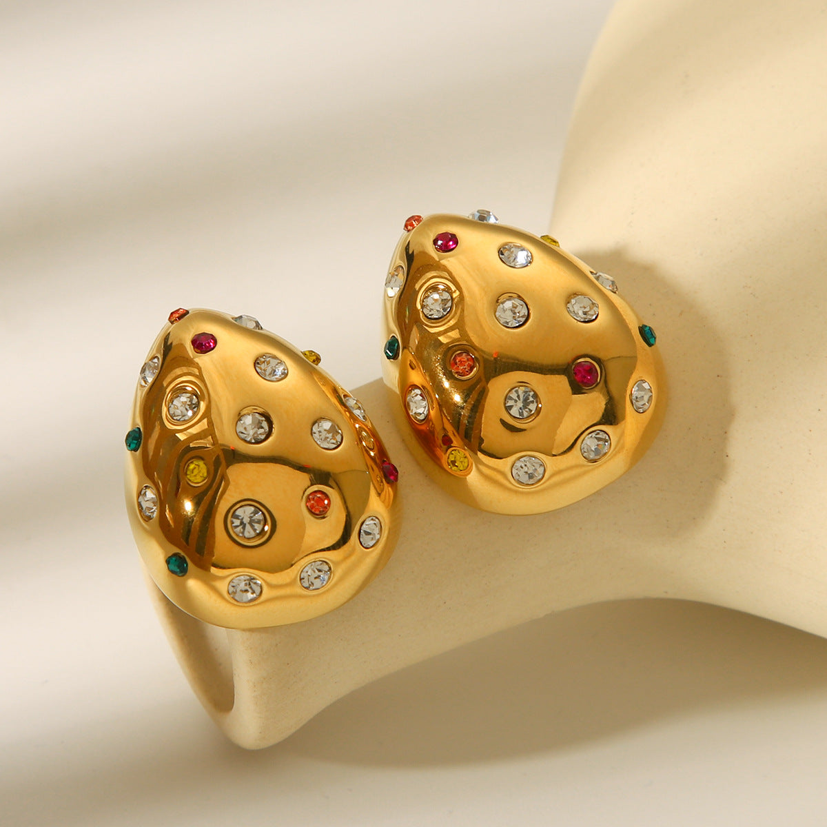 Fashionable 18K Gold Plated Water Drop Stainless Steel Earrings for Women with Rhinestone Inlay