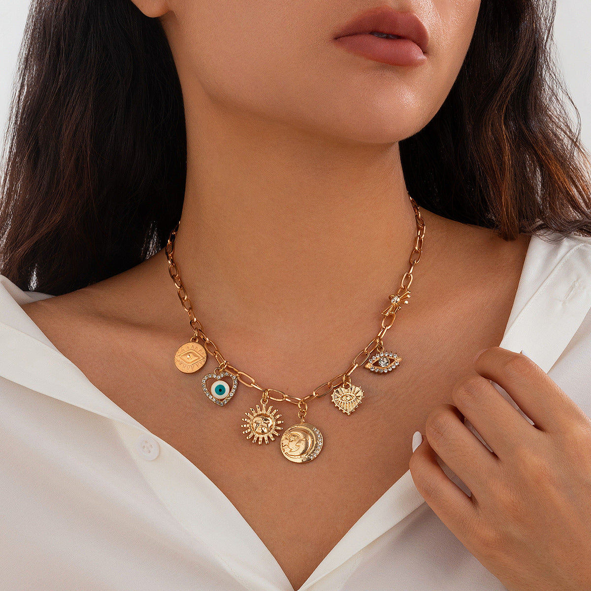 Collana Pendente a Cuore a Frutta in Metallo Minimalista Tonalità Fredda con Dettagli a Frange per Donna