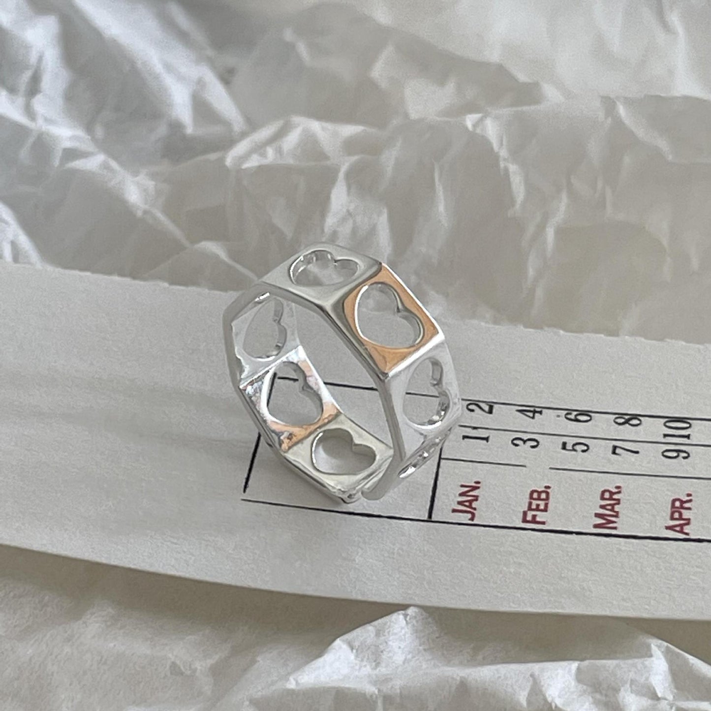 Anillo geométrico minimalista de plata de ley 925 con corazón hueco para mujer