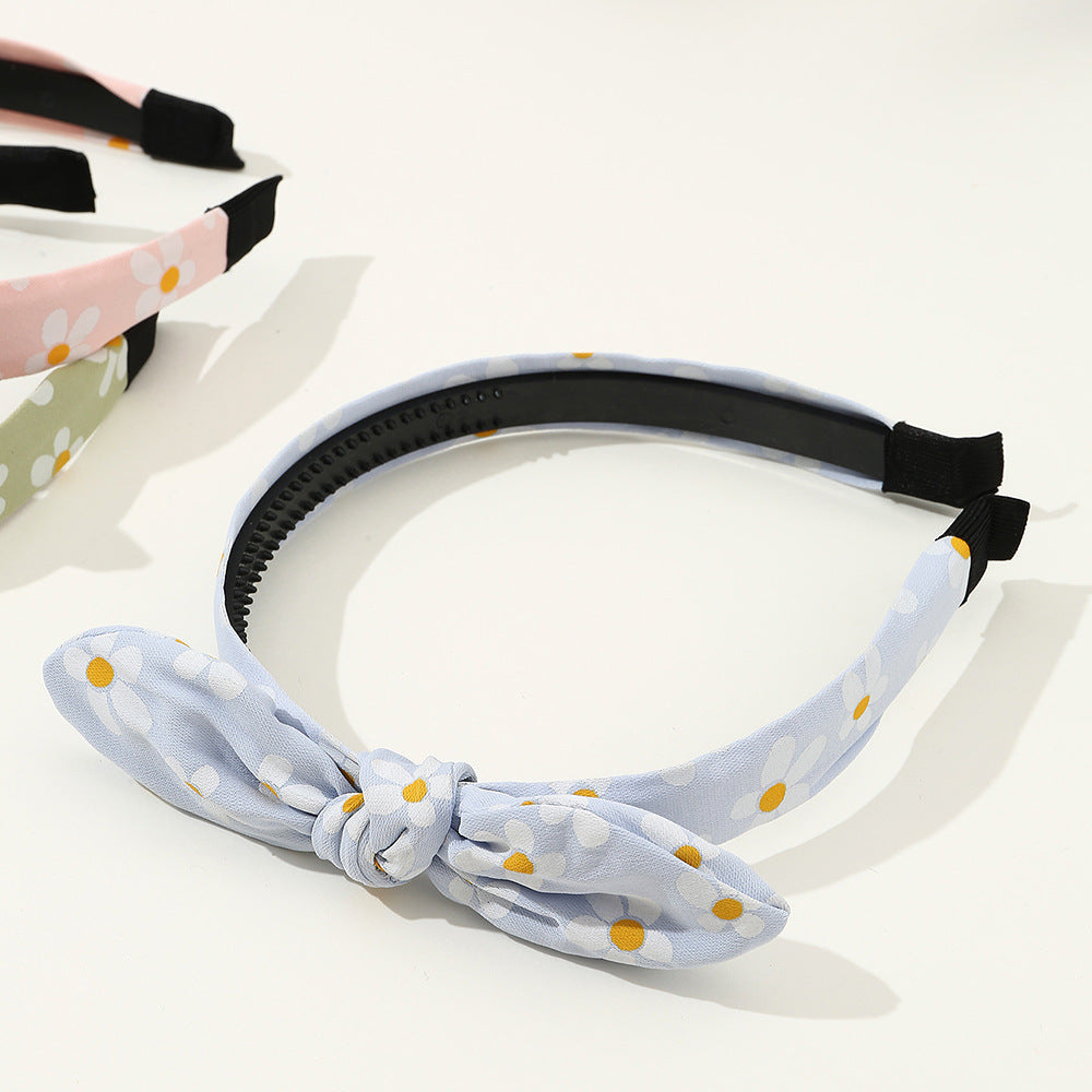 Minimalist Daisy Rabbit Ear Bow Hairband for Girls Floral Fabric Headband with Handmade Detail