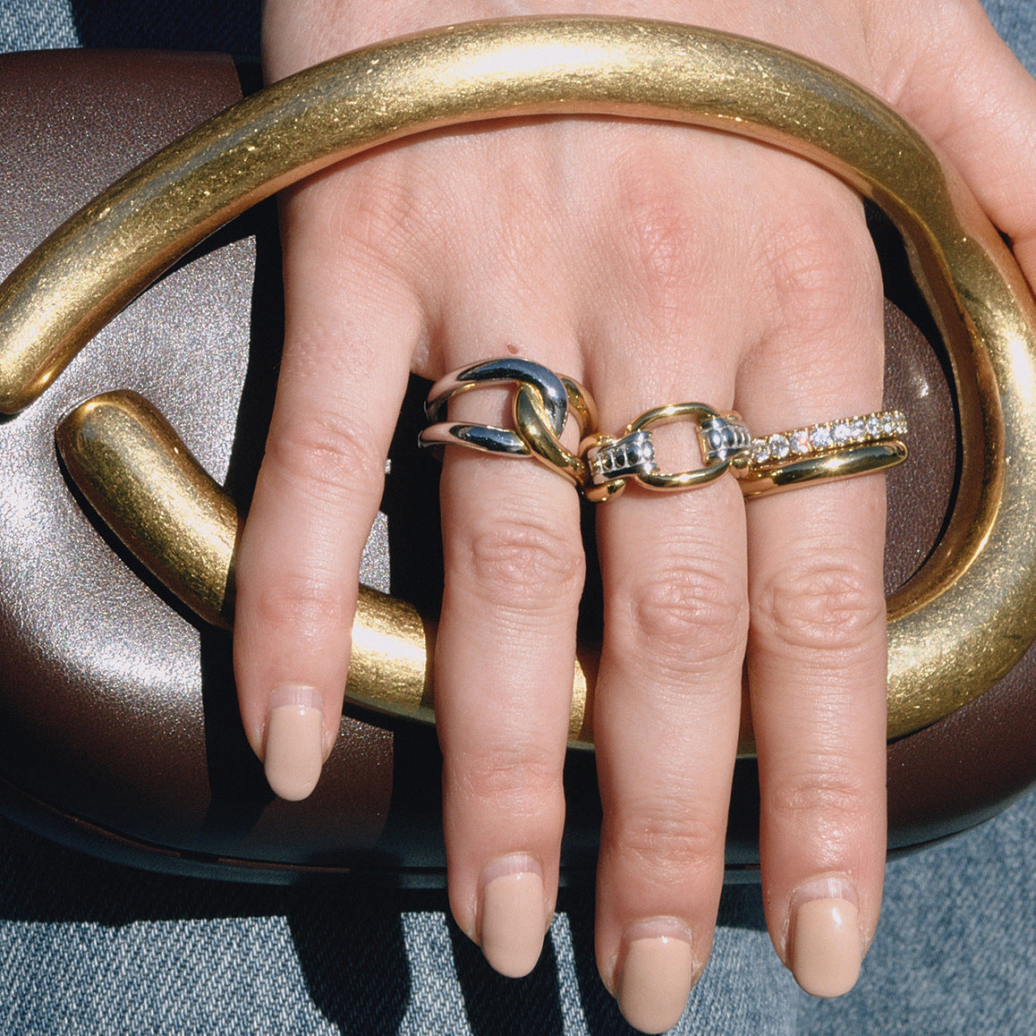 Anello Geometrico in Acciaio al Titanio per Donna con Finitura Galvanica, Anello di Moda in Acciaio Inossidabile per l'Uso Quotidiano