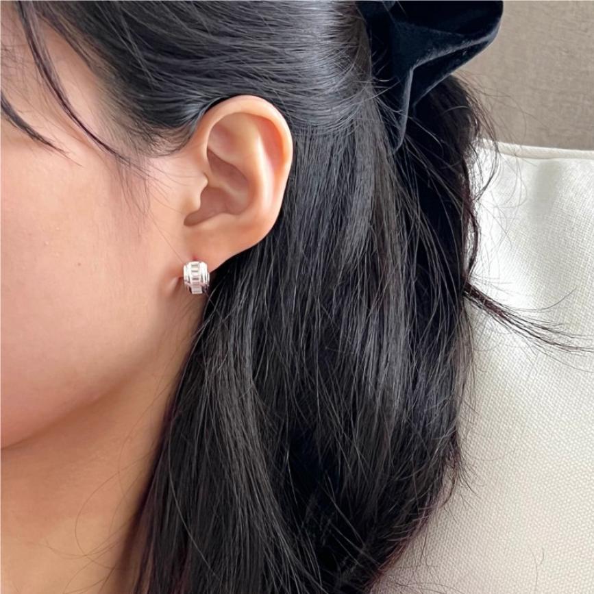 Minimalist Geometric Letter-Shaped 925 Sterling Silver Stud Earrings with Gold Plating