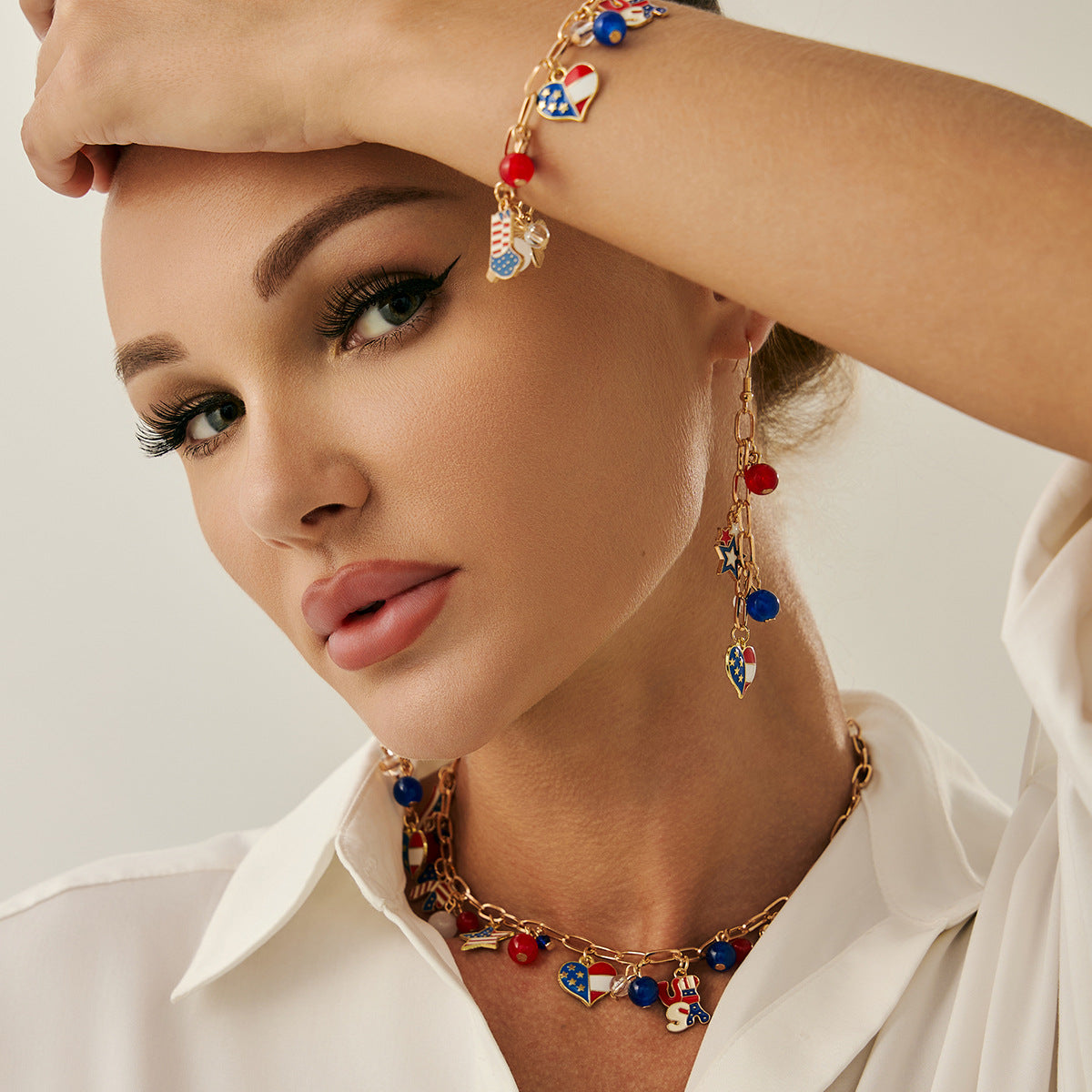 Collar minimalista con colgante de estrella y corazón con borlas en cadena a la clavícula de aleación galvanizada