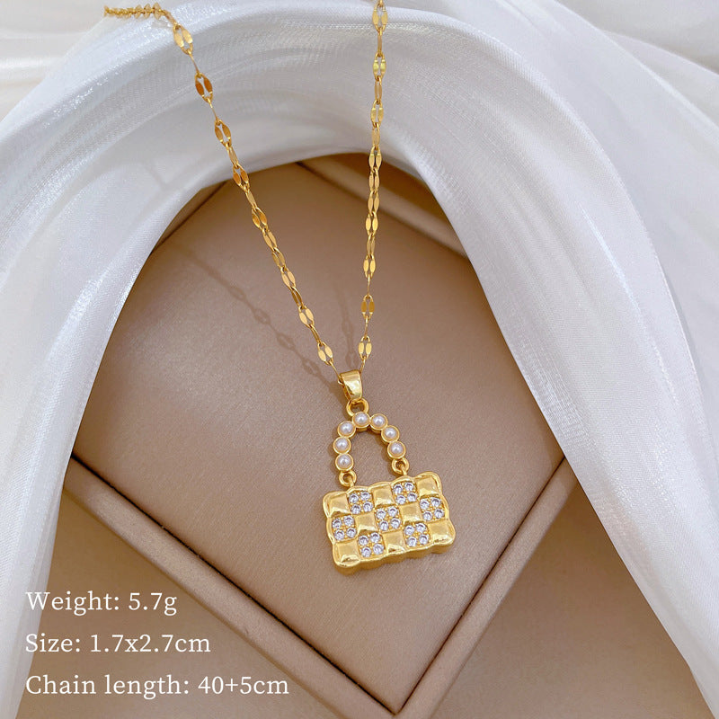 Luxury Minimalist Sweet Geometric Rhinestone Pendant Necklace for Women Titanium Steel O-Chain