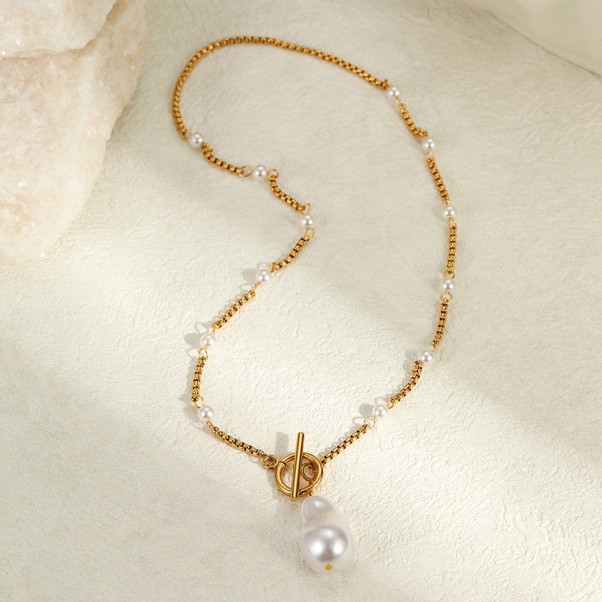 Vintage-Inspired Baroque Pearl Pendant Necklace Set with Geometric Stainless Steel Design and Electroplated Finish for Women