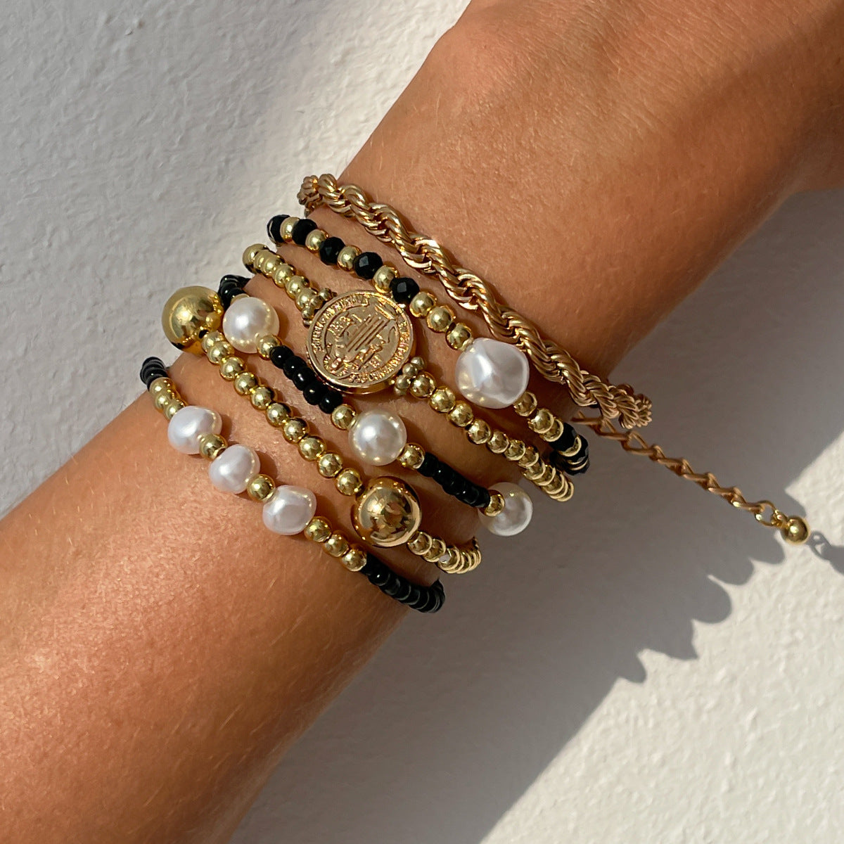 Minimalist 5-Piece Star Charm Bracelet Set with Crystal and Pearl Beads Alloy Plated Jewelry for Women