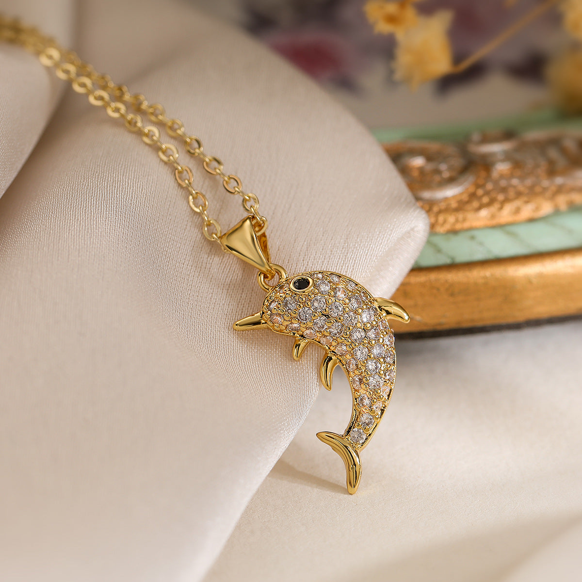 Minimalist Dolphin Pendant Necklace for Women with Gold-Plated Copper and Zircon, Delicate Clavicle Chain