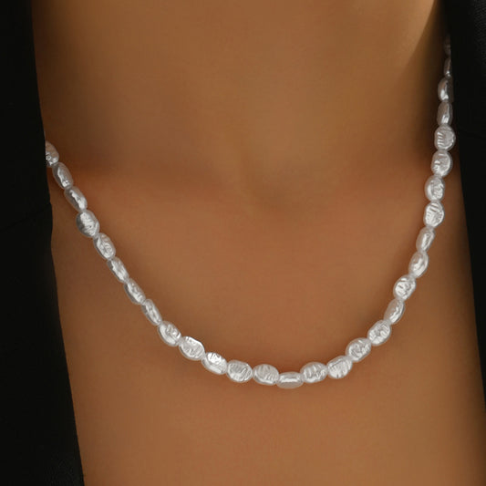 Geometric Woven Baroque Pearl Clavicle Necklace for Women in Fresh Sweet Style with Mother-of-Pearl Pendant