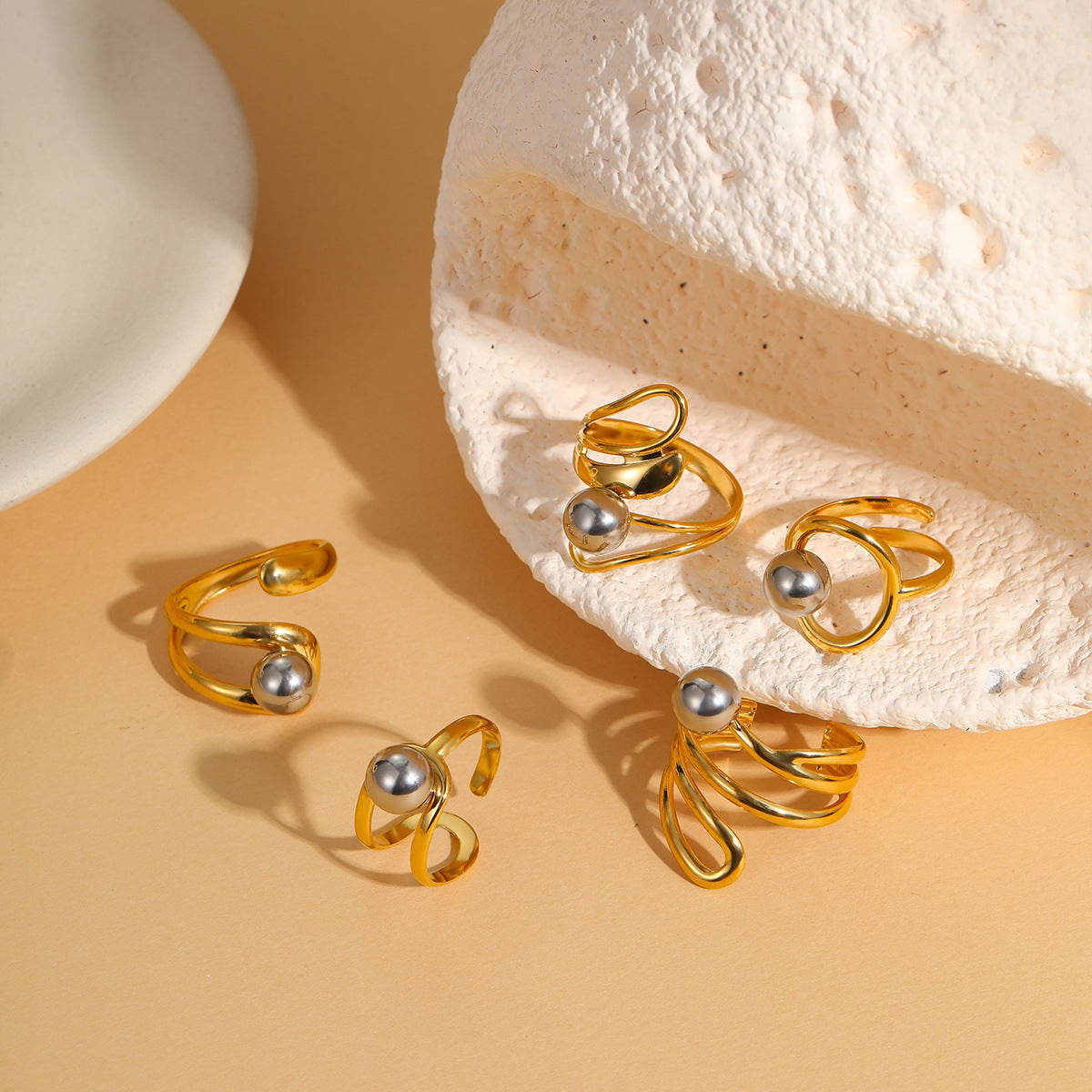 Anillo abierto minimalista geométrico de acero inoxidable con baño de oro y plata para mujer