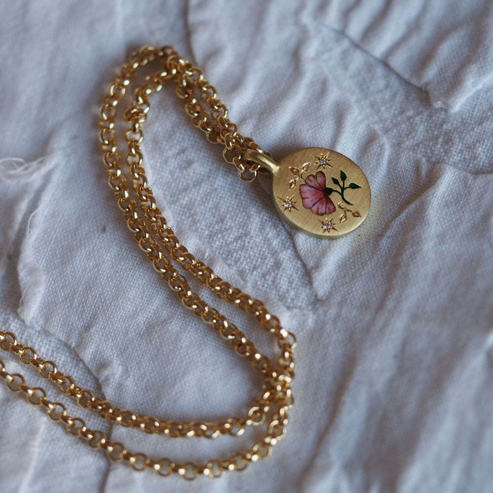 Personalized Floral Heart Pendant Necklace in Stainless Steel with Titanium Steel Pendant and Electroplated Finish