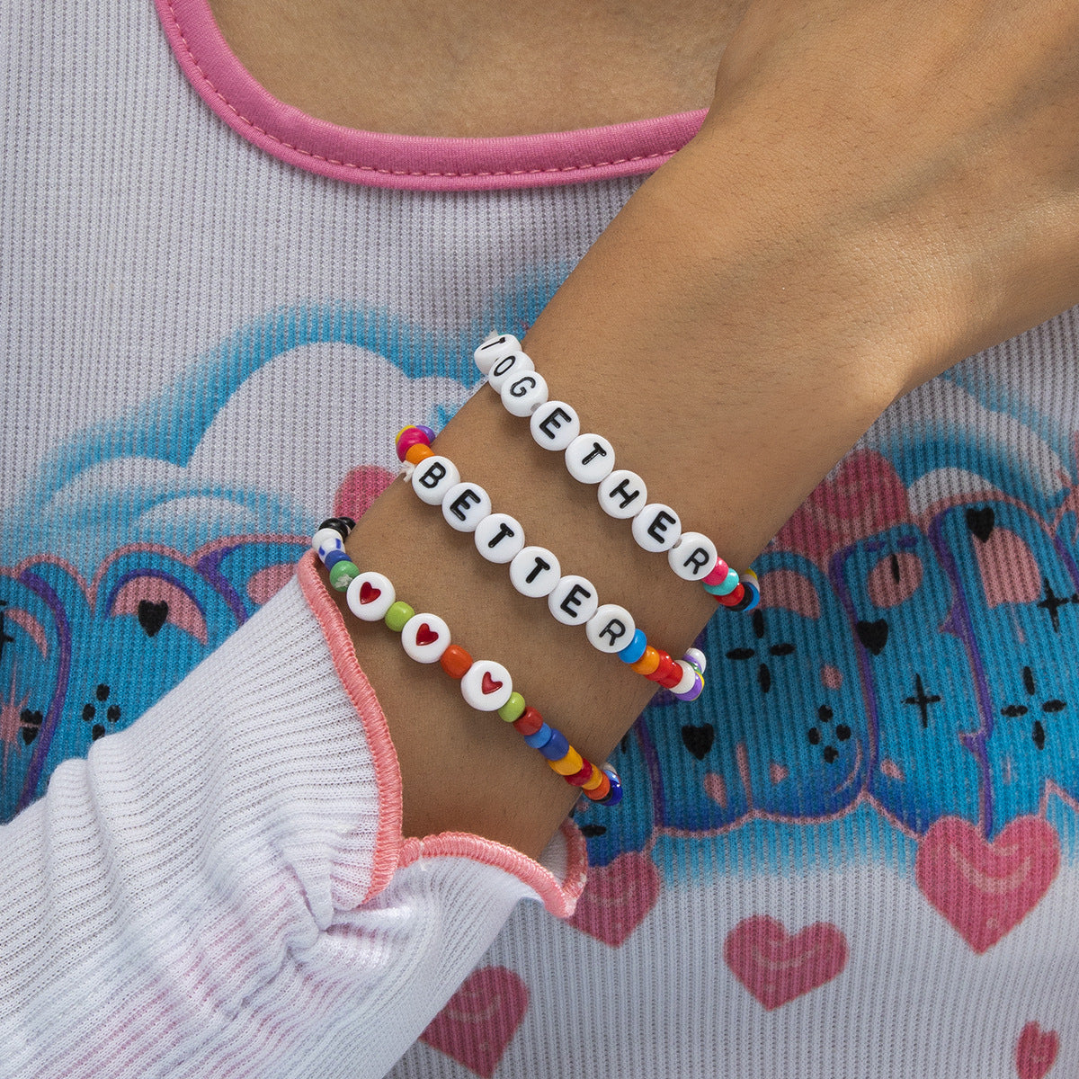 Minimalist Acrylic Heart-Shaped Letter Beaded Bracelet Set for Women with Pastel Macaron Colors and Bohemian Farmhouse Style