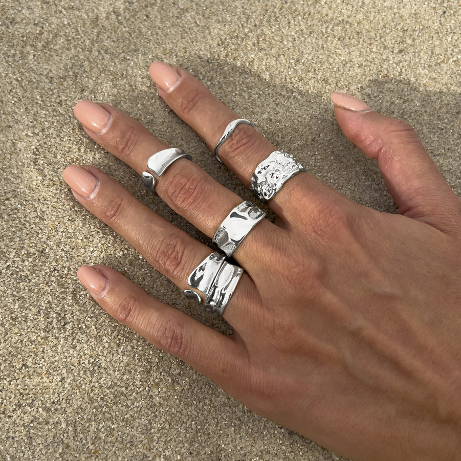 Juego de anillos minimalistas de aleación con diseño geométrico irregular y acabado chapado para mujer