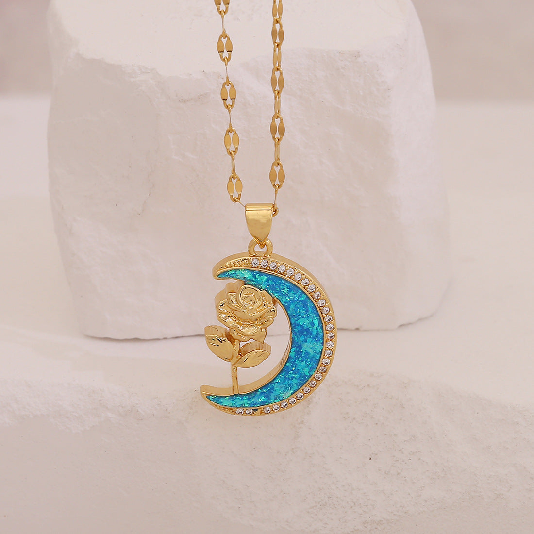 Collana pendente minimalista a stella e luna con rame placcato oro rosa, occhio d'angelo e design a rosa floreale