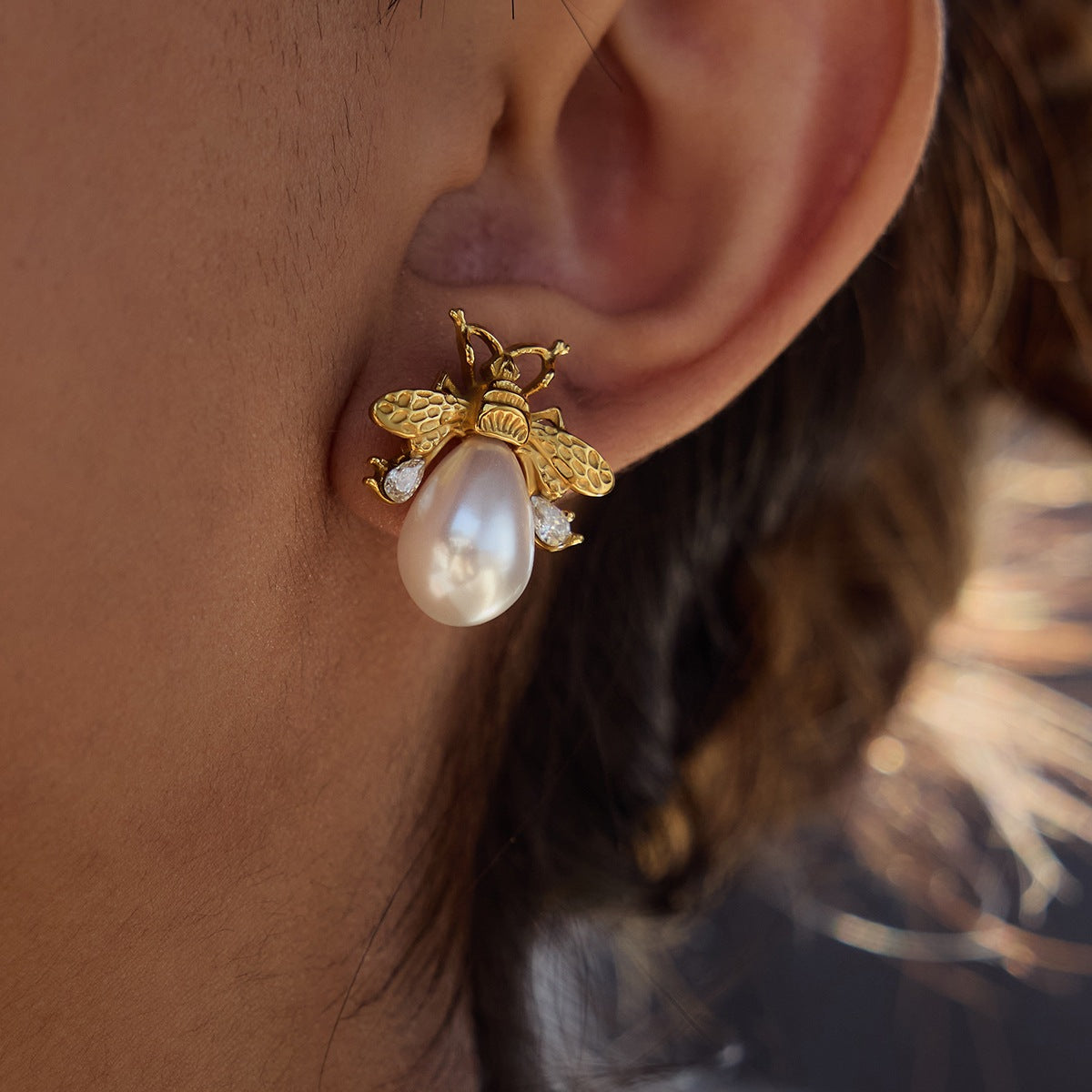 Minimalist Elegant Geometric Pearl Inlay Stainless Steel Earrings for Women