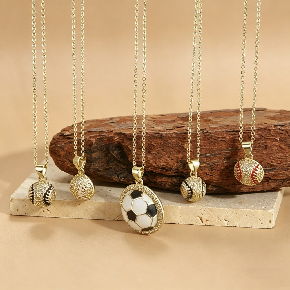 Collana con Pendente da Calcio Lussuosa in Ottone Placcato ad Olio con Zirconia Cubica per Unisex