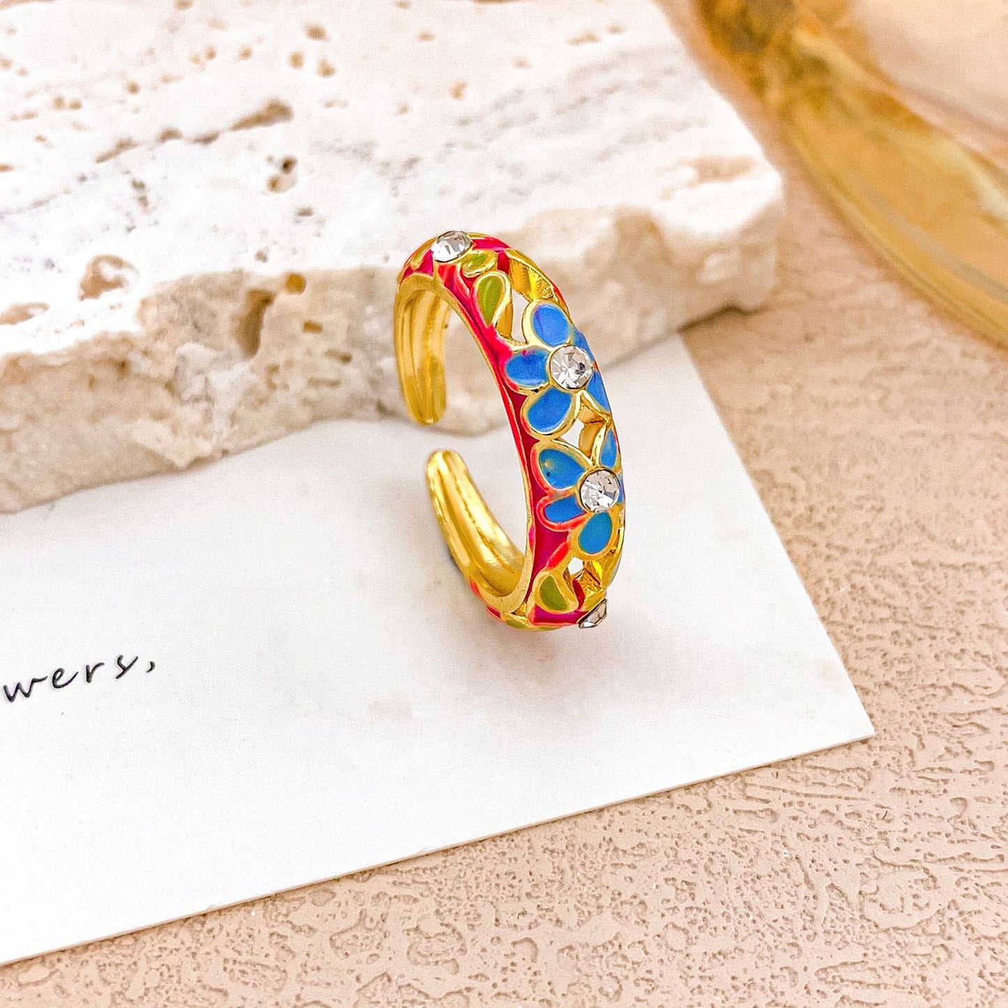 Anello in lega placcato oro con design floreale e cavo, elegante e di lusso, per donna