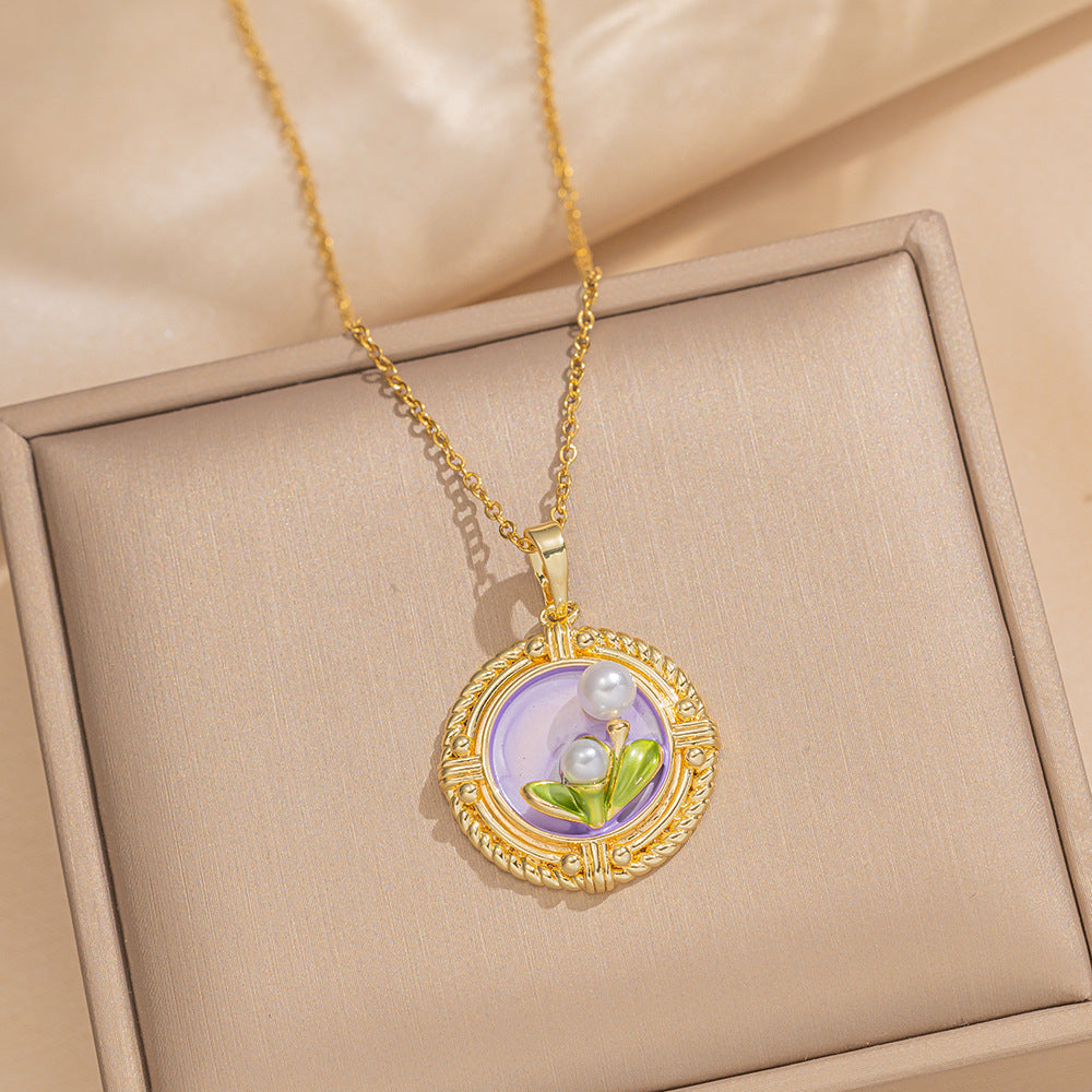 Baroque Style Leaf-Shaped Titanium Steel Necklace with Tulip Floral Motif, Vacuum-Plated for Hypoallergenic Wear, O-Chain Design