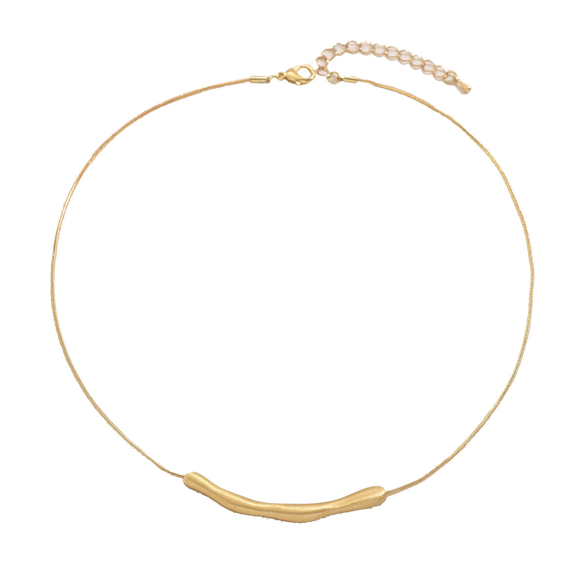 Collar largo geométrico minimalista para mujer con líneas metálicas chapadas en cobre y delicado diseño a la altura de la clavícula
