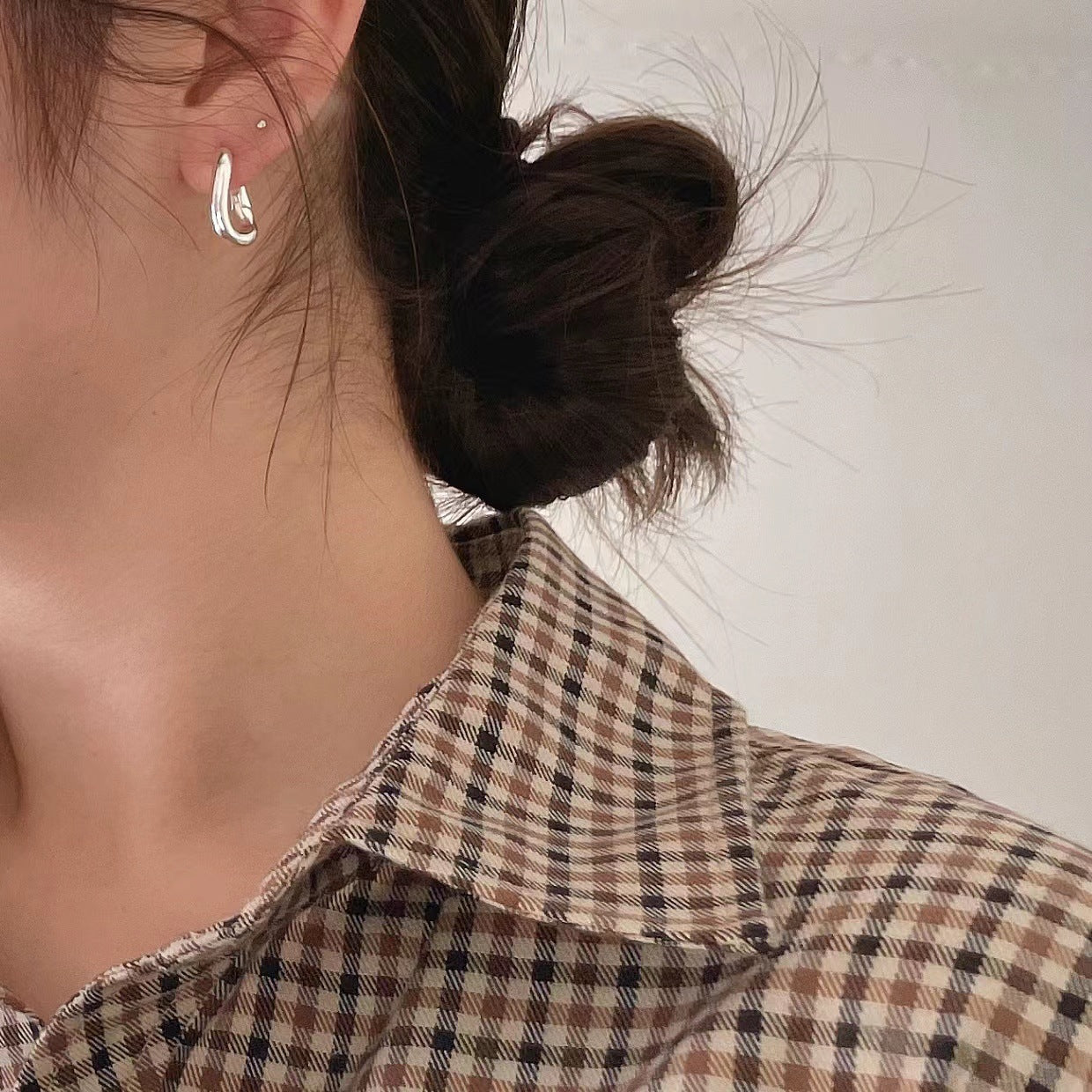 Minimalist Arc-Shaped 925 Sterling Silver Stud Earrings with Micro-Pave Setting