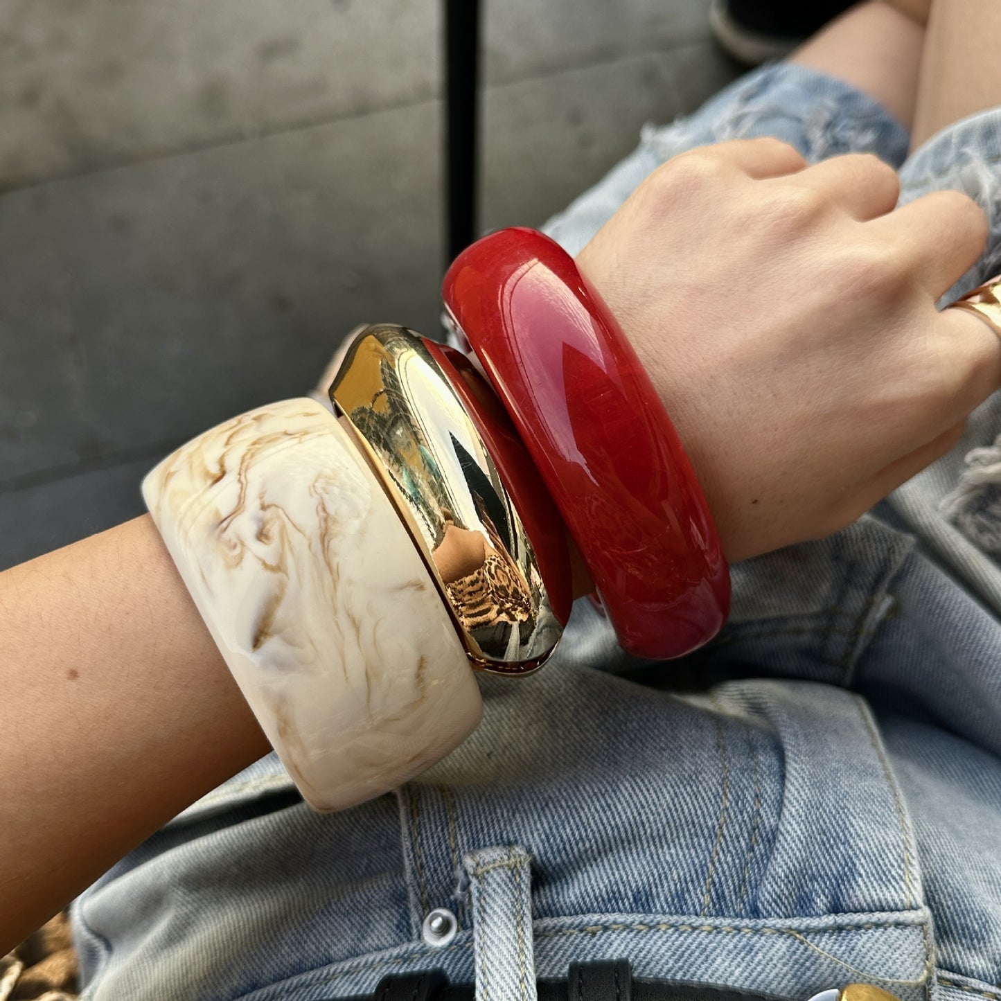 Bracciale alla moda in resina acrilica effetto marmo, geometrico quadrato e rotondo placcato