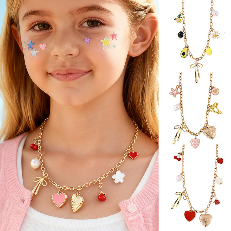 Collana a forma di fiocco minimalista in lega per bambine con finitura smaltata, catena regolabile con perline rotonde, collana con ciondolo stile principessa per bambini