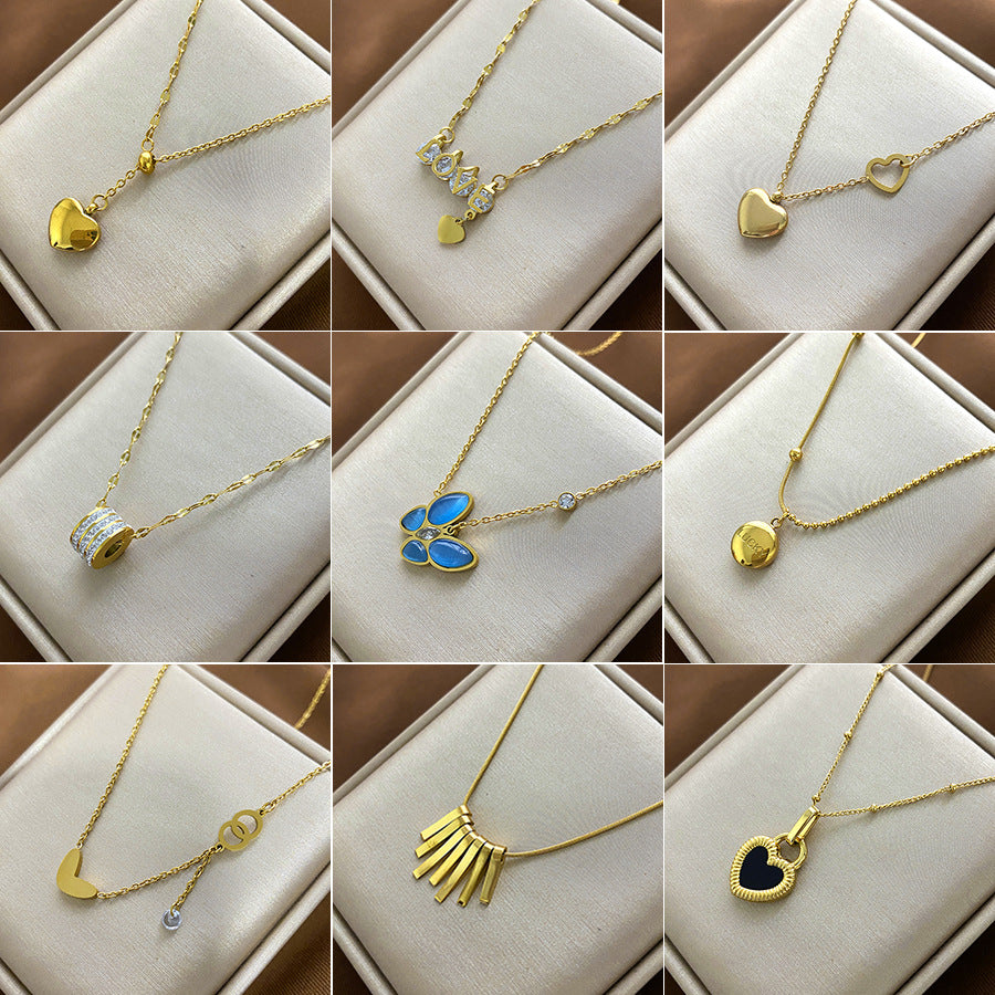 Collana da donna minimalista con pendente a forma di animale in acciaio al titanio, finitura placcata e delicata catena clavicolare