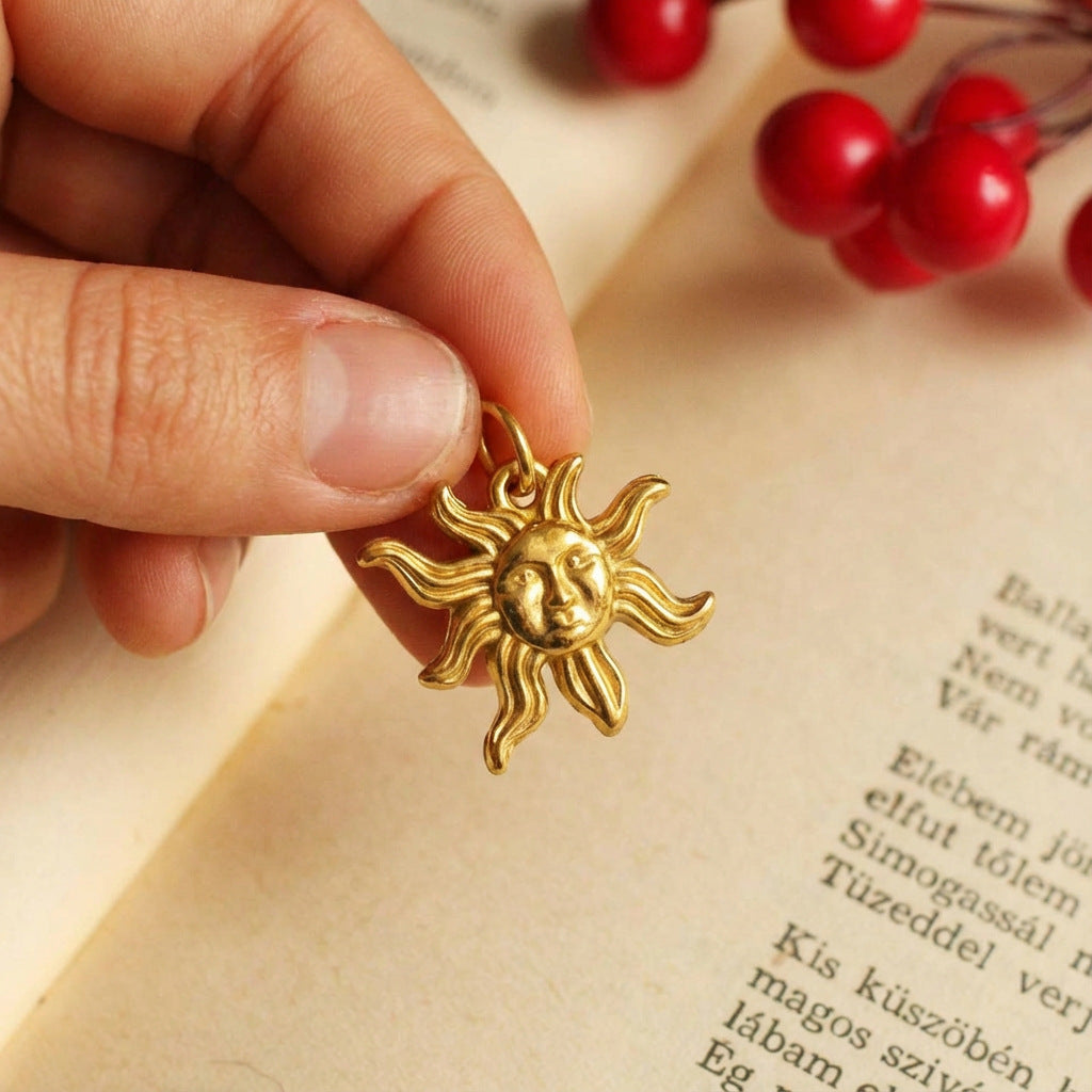 Vintage Gold Plated Stainless Steel Sun Star Horseshoe Chili Pepper Charm Bar