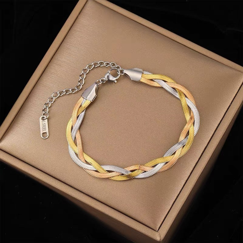 Minimalist Geometric Titanium Steel Plated Blade Chain Necklace for Women